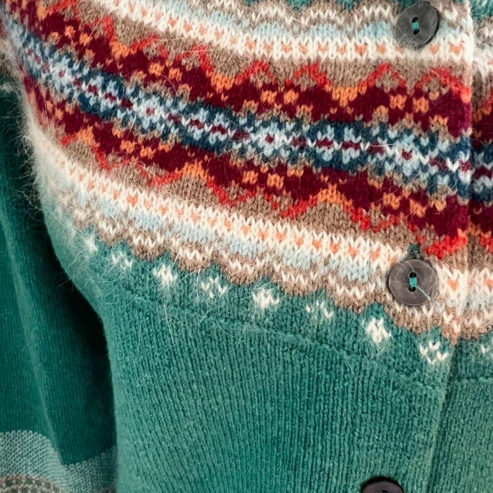 Eribe Scotland Knit Alpine Cardigan, Fair Isle, Size Large, Soft Wool/Angora - Picture 4 of 13